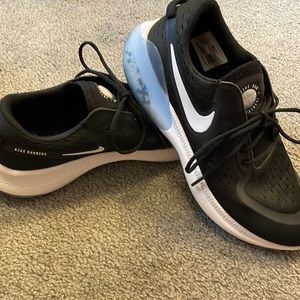 Nike Joyride Running Shoe Size 9